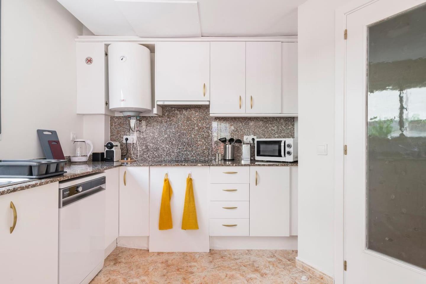 Grand Apartament Lloret 滨海略雷特 外观 照片