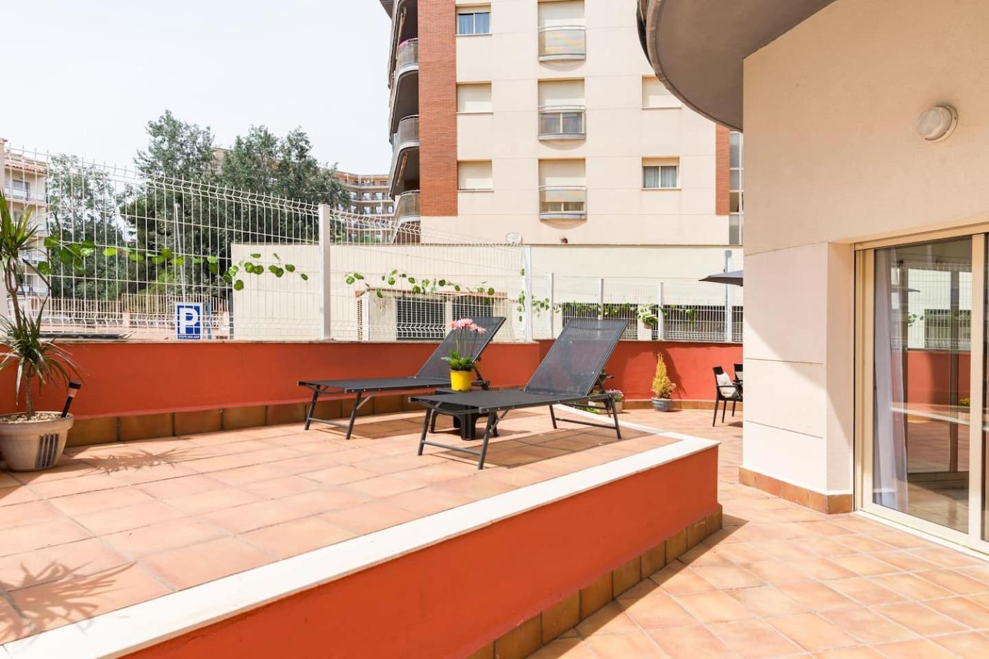 Grand Apartament Lloret 滨海略雷特 外观 照片
